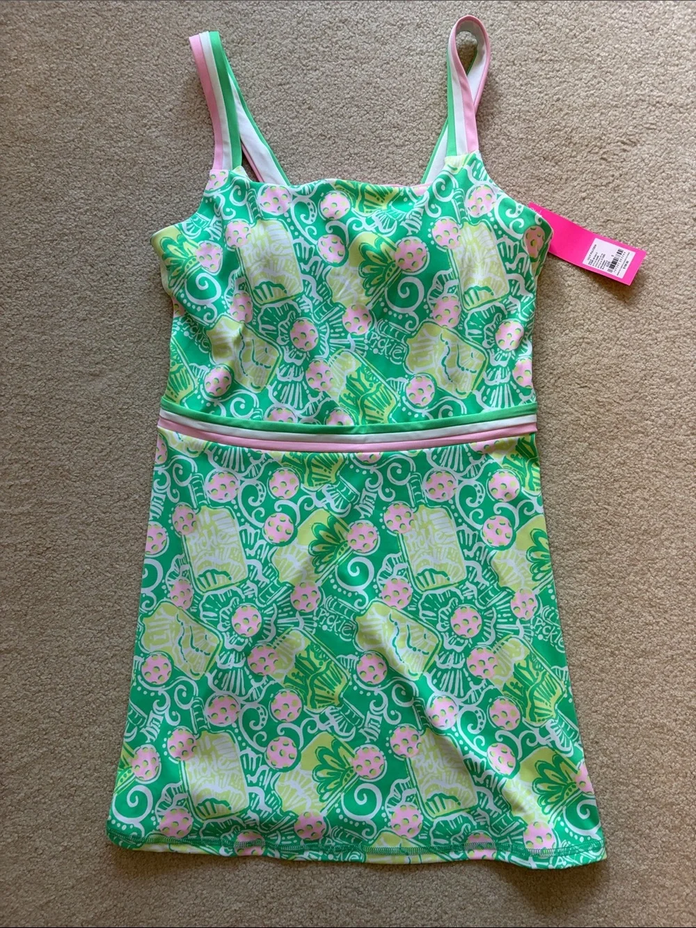 Lilly Pulitzer Spearmint in a Pickle UPF+50 Dress Sz.Small NWT - Picture 1 of 4